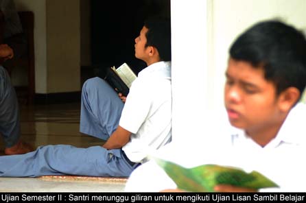 ujian-II.jpg5