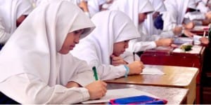 Pondok-Pesantren-Darunnajah-Ujian-Mid-Semester-2 | www.darunnajah.com Pondok-Pesantren-Darunnajah-Ujian-Mid-Semester-2 | www.darunnajah.com
