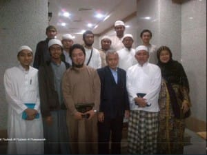 ikpdn madinah bersama pimpinan pesantren darunnajah sofwan manaf